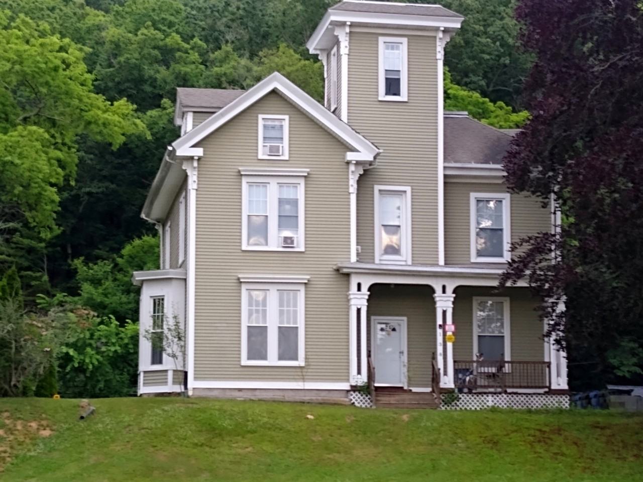 138 Laurel Hill Avenue