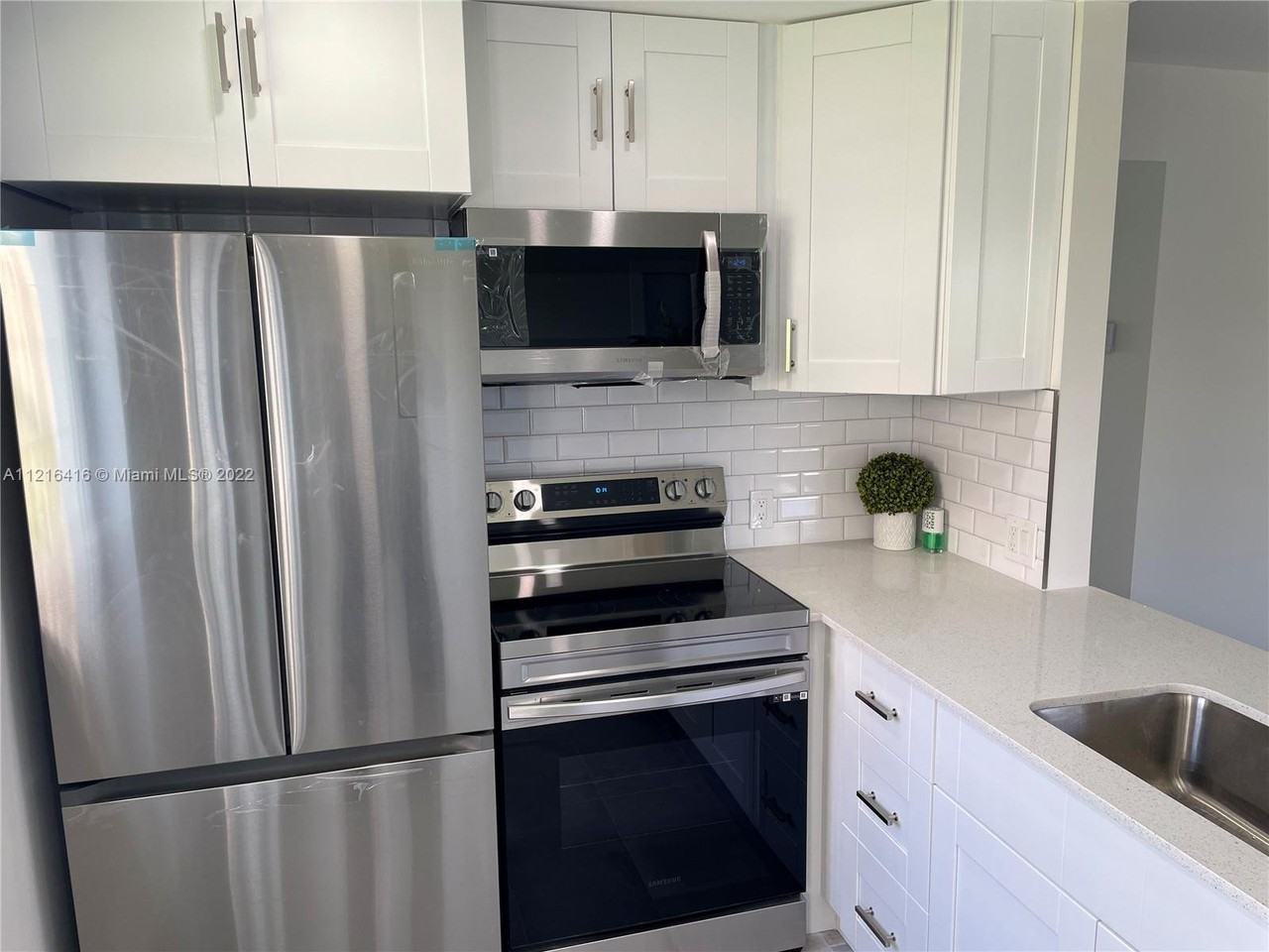 136 Brighton D #136 - Photo 3 of 8