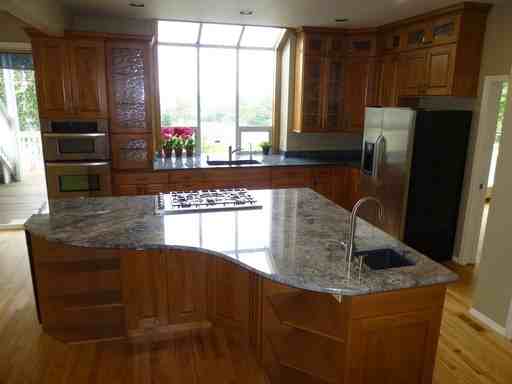 249 Slater St S - Photo 2 of 15