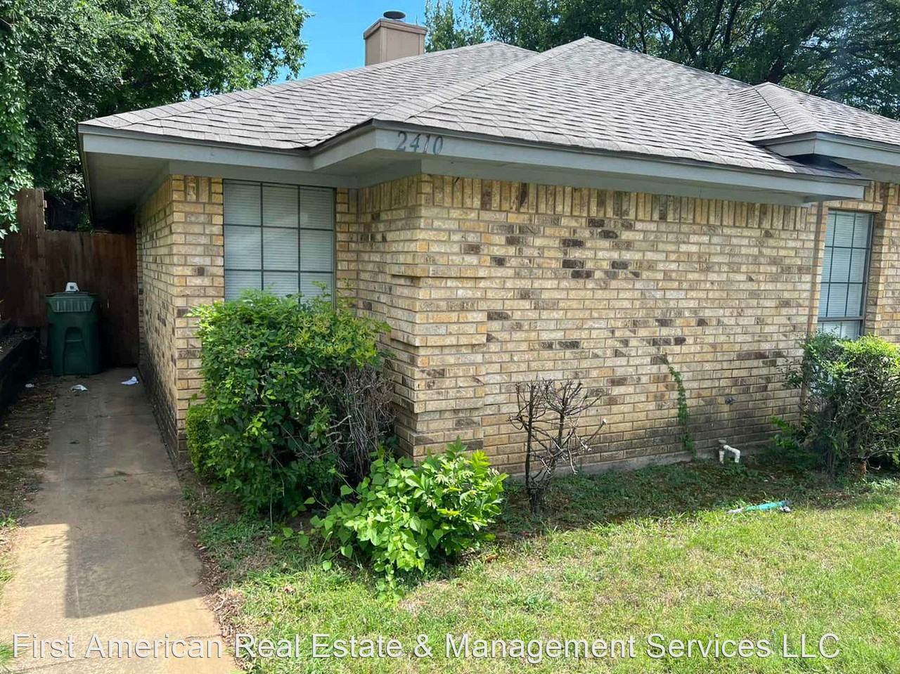 2410-2414 Kingsford Court - Photo 2 of 22