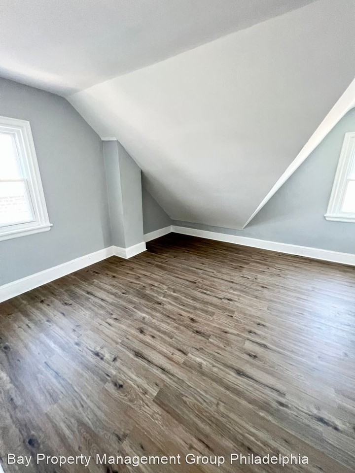 25 Marshall Ave - Photo 2 of 7