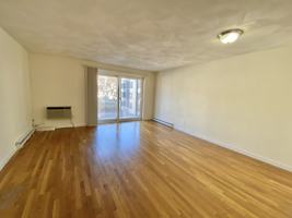 featured image of Centre St #13