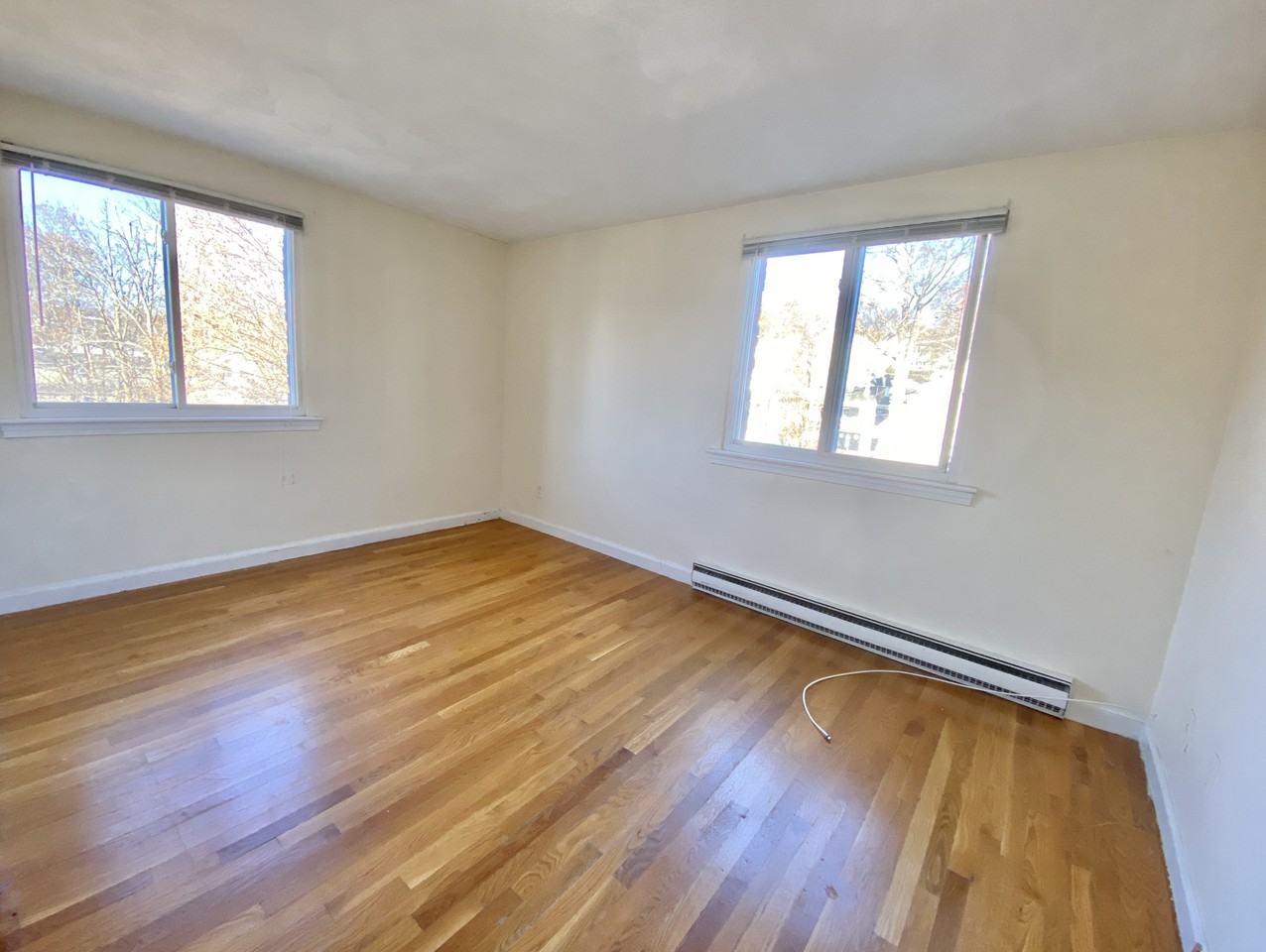 Centre St #13 - Photo 2 of 20