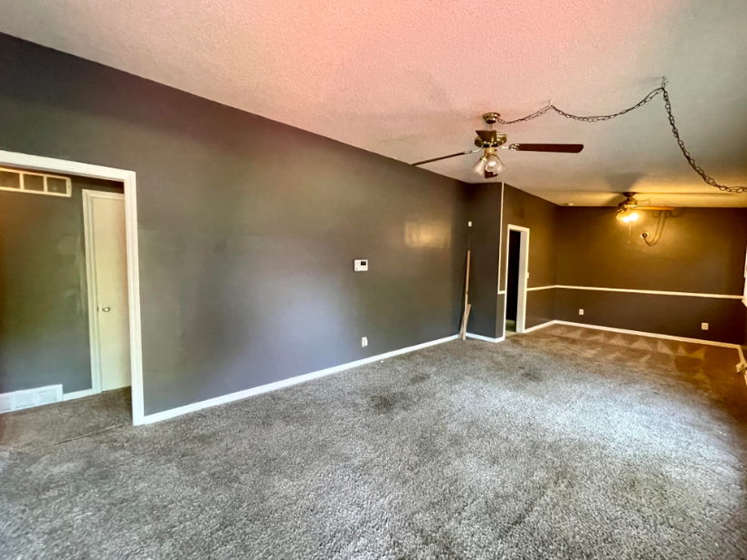 12208 E 46th St S - Photo 3 of 7