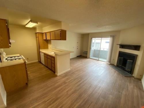10346 Commerce Ave - Photo 2 of 23