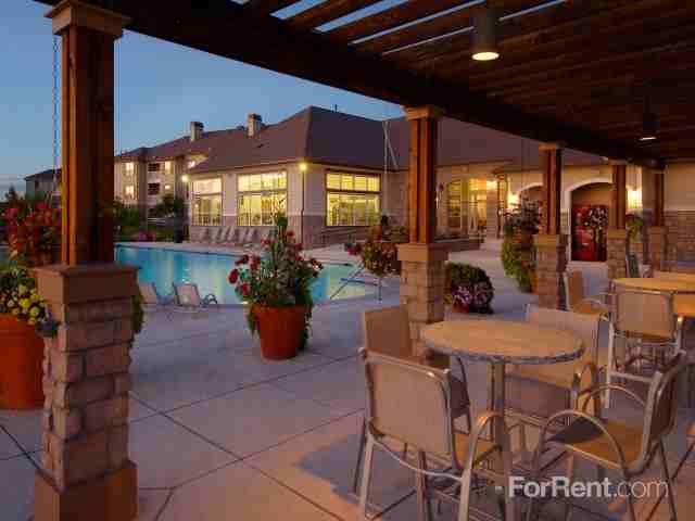 Lakecrest Apartment Homes - Photo 3 of 31