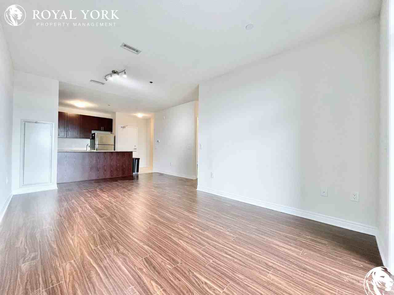 39 New Delhi Dr #811 - Photo 2 of 35