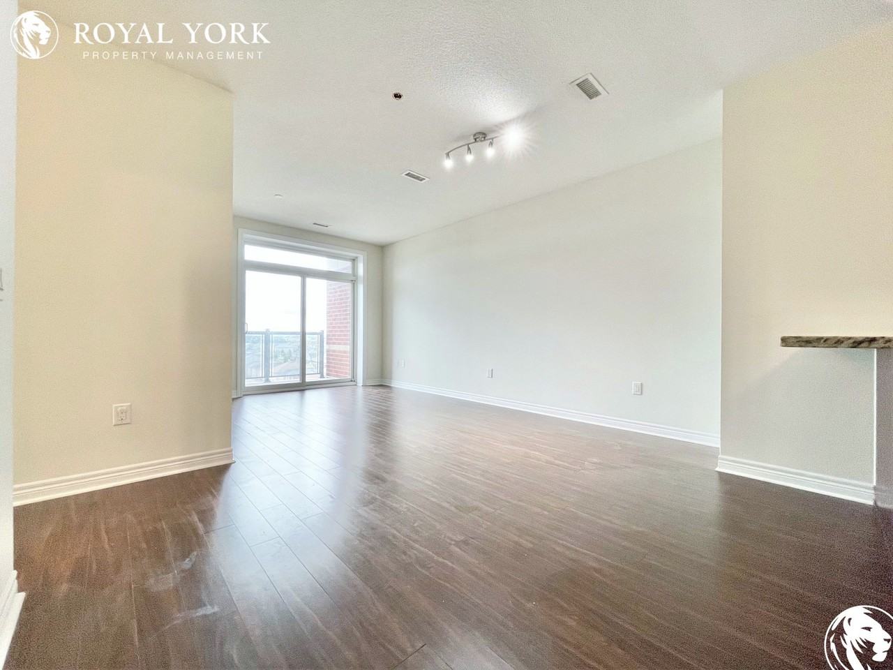 39 New Delhi Dr #811 - Photo 3 of 35