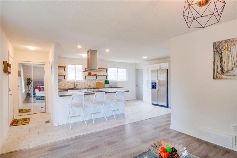 197 Lawnhurst Drive - Photo 4 of 13