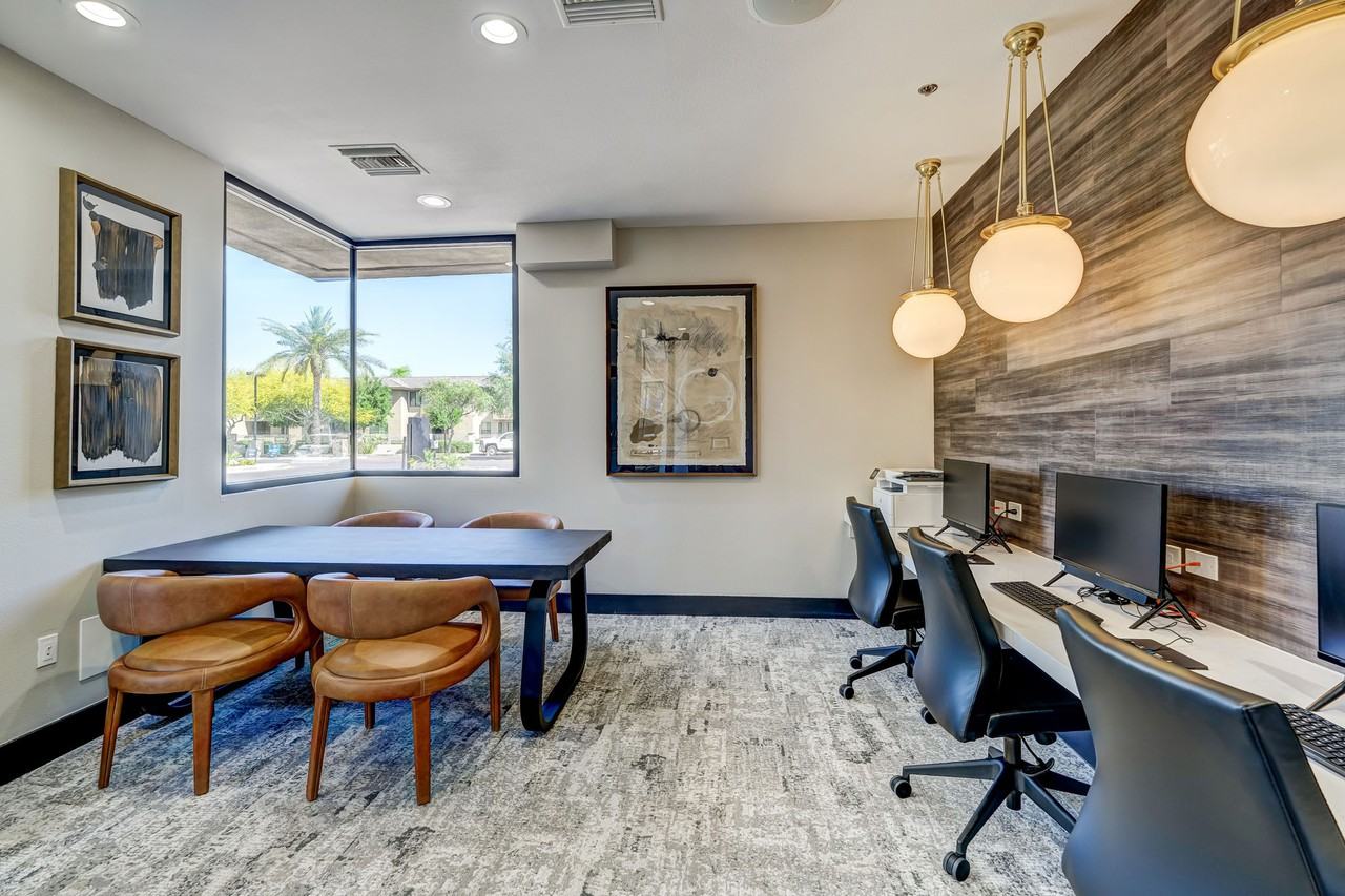 Spectra on 7th South - Photo 6 of 37