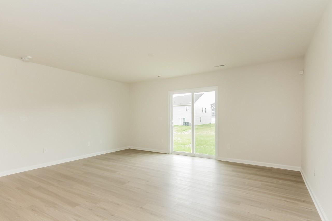 1512 Forkhorn Dr - Photo 3 of 11