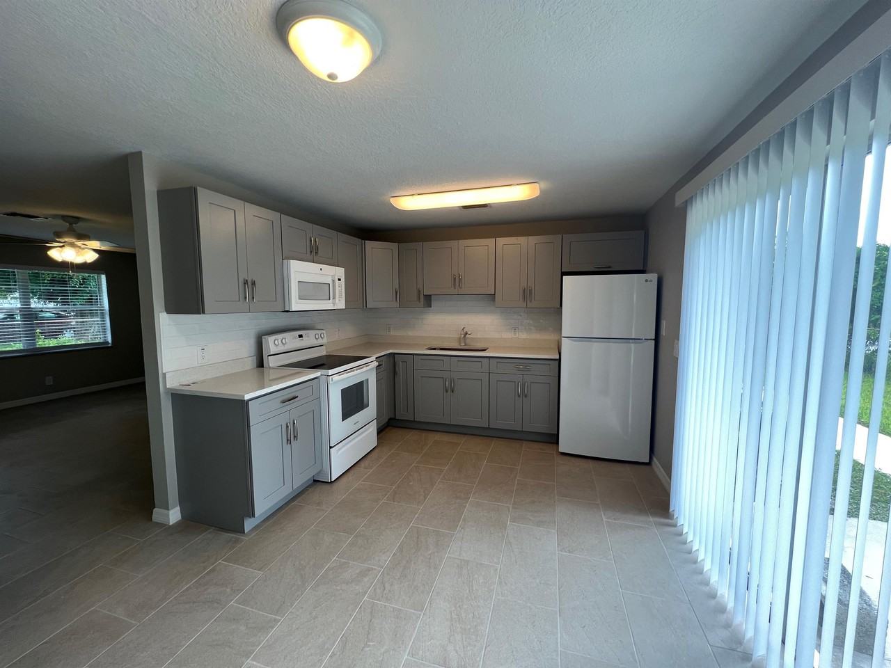 1887 Breezy Ln #1887 - Photo 2 of 8