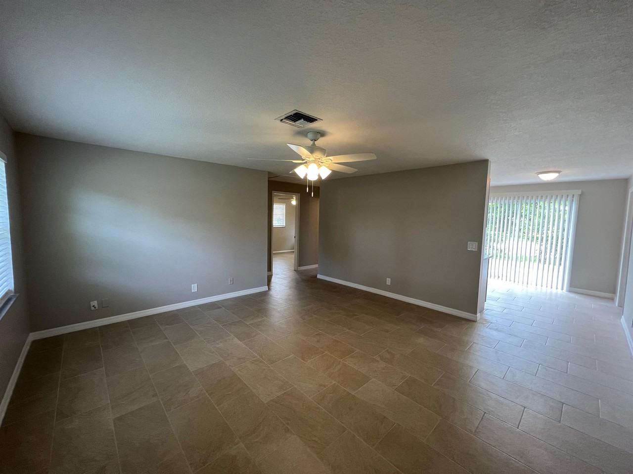 1887 Breezy Ln #1887 - Photo 4 of 8