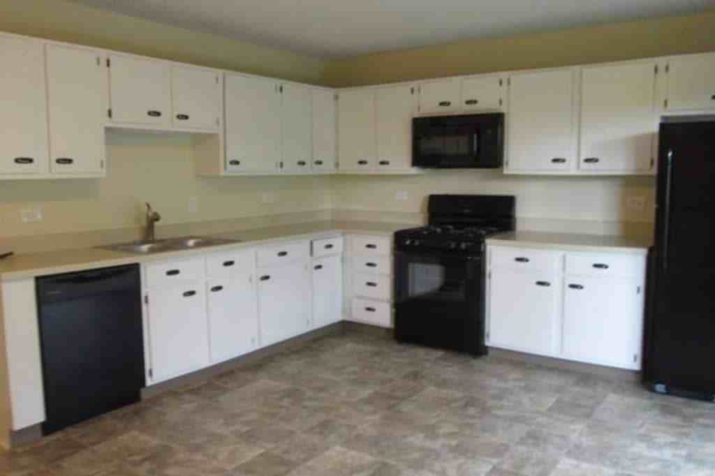 4621 Jefferson Dr - Photo 3 of 14