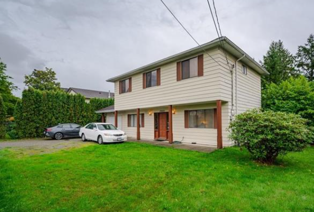 19680 56 Avenue - Photo 2 of 15