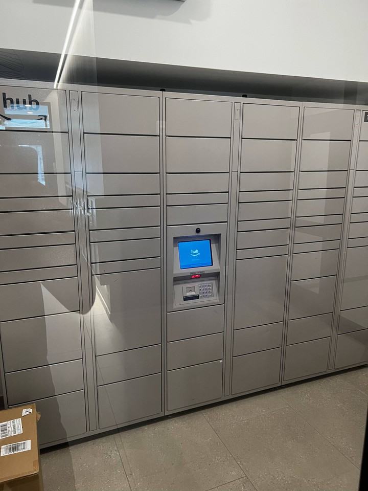 Hemenway St #209 - Photo 2 of 3