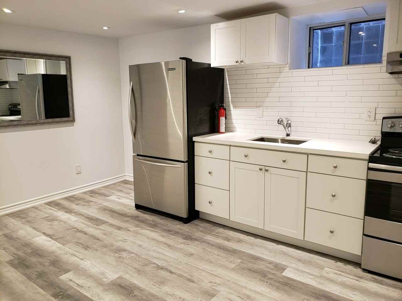 281 Wallace Avenue - Photo 6 of 16
