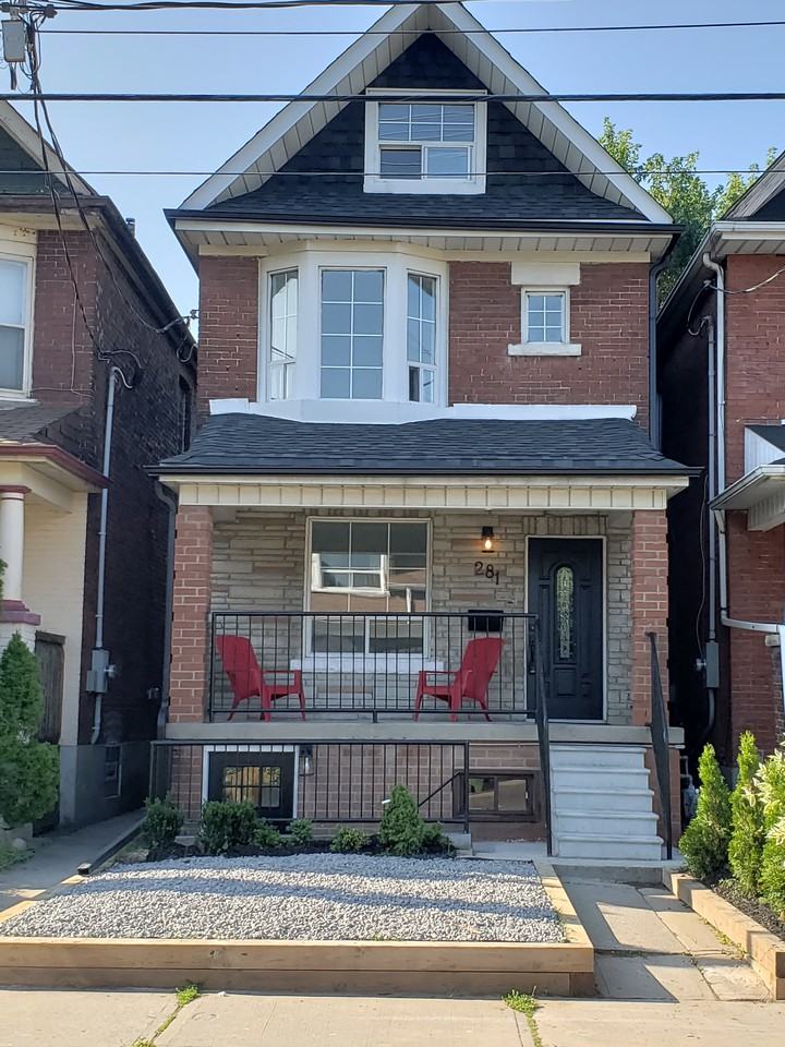 281 Wallace Avenue - Photo 4 of 16
