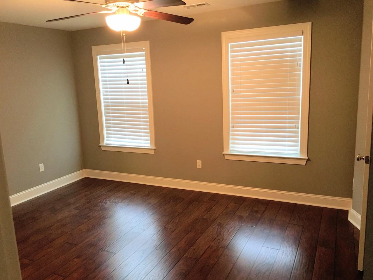 807 Whitehall Road #807 - Photo 7 of 17