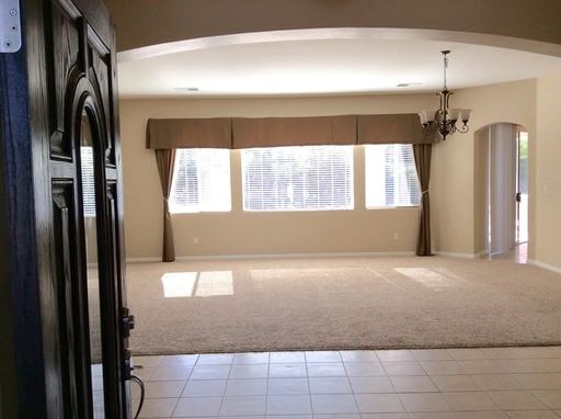 6001 Lake Havasu Ct - Photo 3 of 32