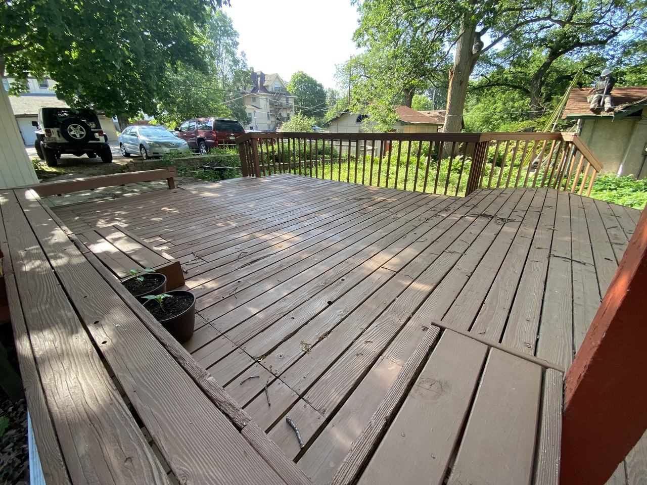 1502 Raymond Ave - Photo 3 of 26