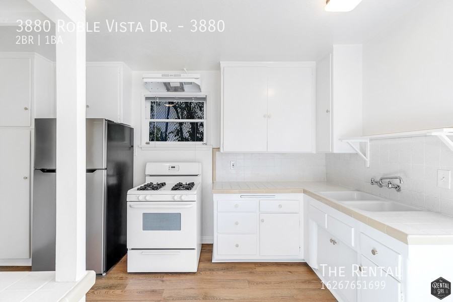 3880 Roble Vista Dr #3880 - Photo 2 of 27