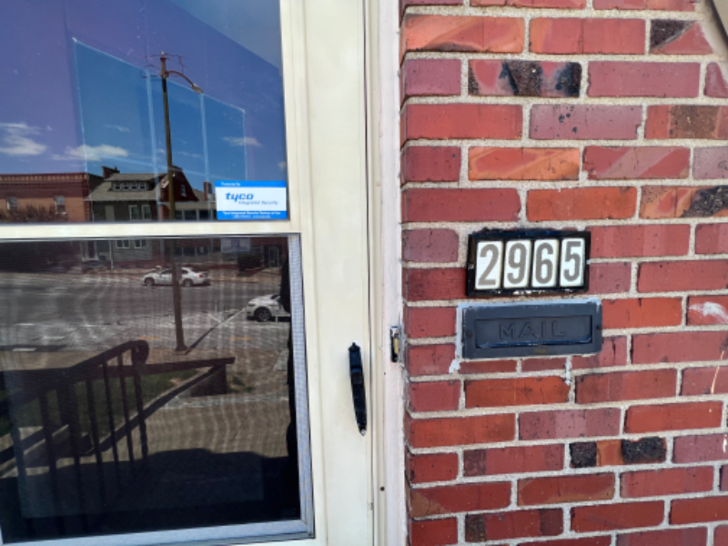2965 Harney St - Photo 2 of 33