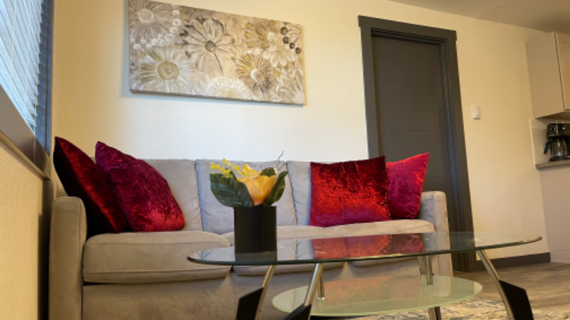 1012 Ne 91st St - Photo 3 of 16