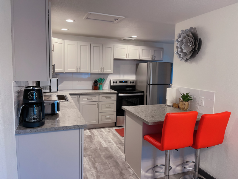 1012 Ne 91st St - Photo 5 of 16