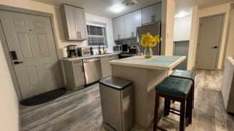 1014 1/2 Ne 91st St - Photo 1 of 1