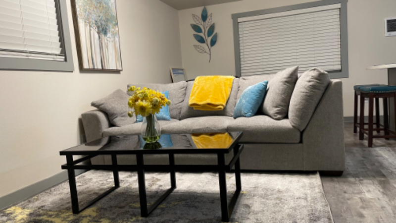 1014 1/2 Ne 91st St - Photo 3 of 12