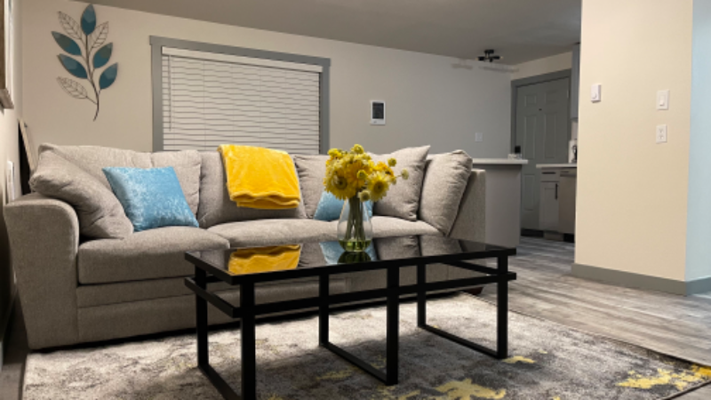 1014 1/2 Ne 91st St - Photo 4 of 12