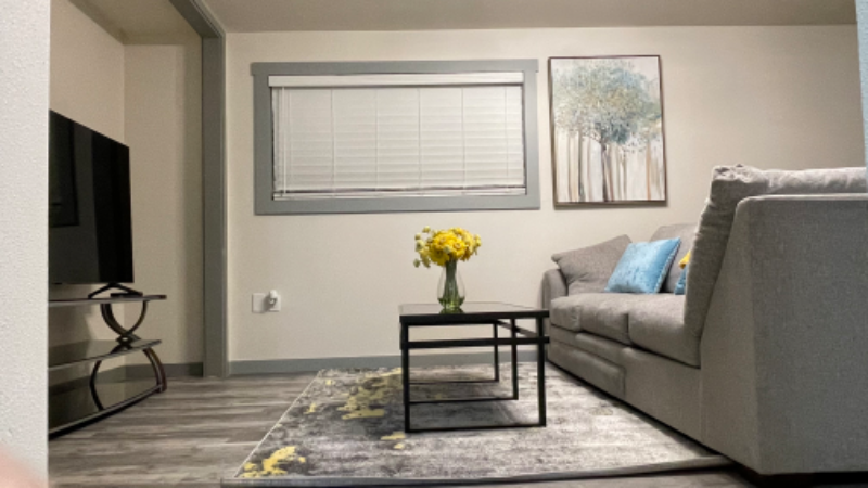 1014 1/2 Ne 91st St - Photo 5 of 12