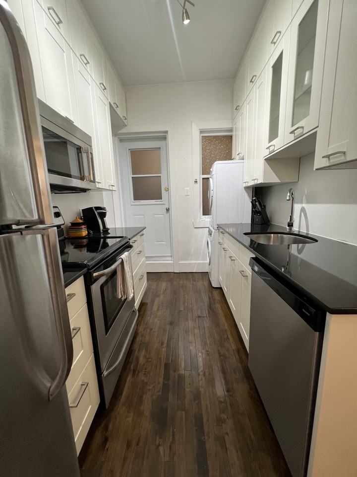 10 Avenue Duluth Est - Photo 6 of 26