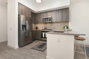 855 W Madison St #1-1 - Photo 1 of 1