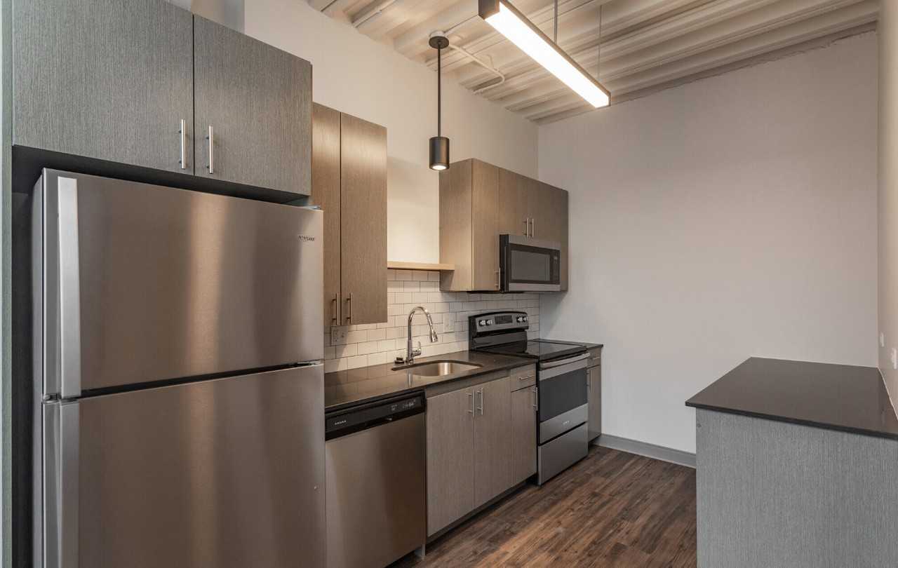 949 W Dakin St #1-1 - Photo 5 of 23