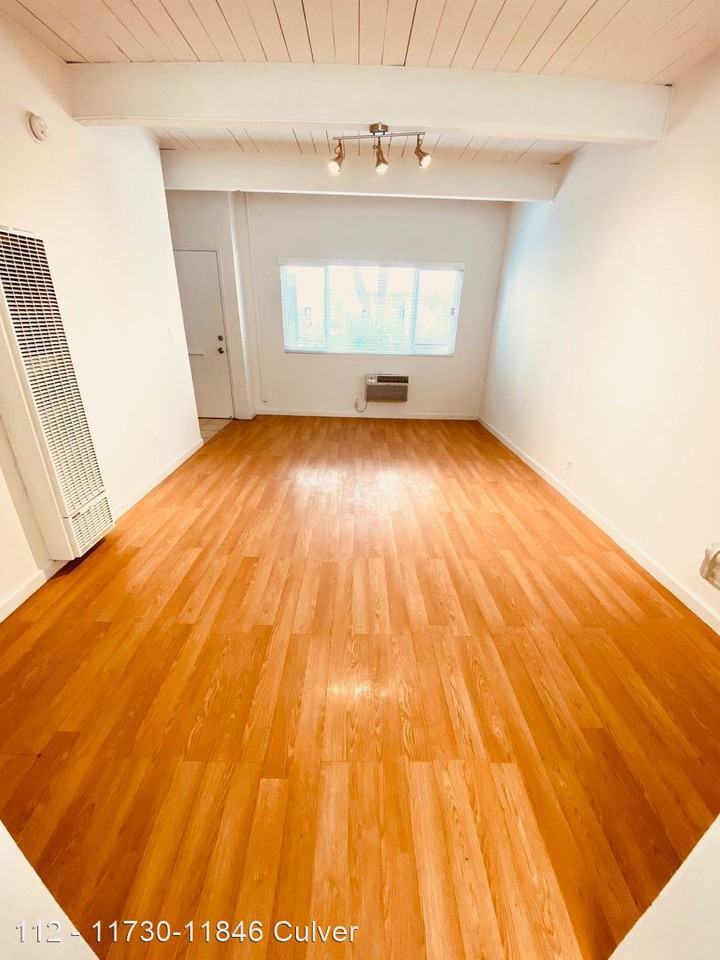 11730 Culver Blvd - Photo 7 of 55