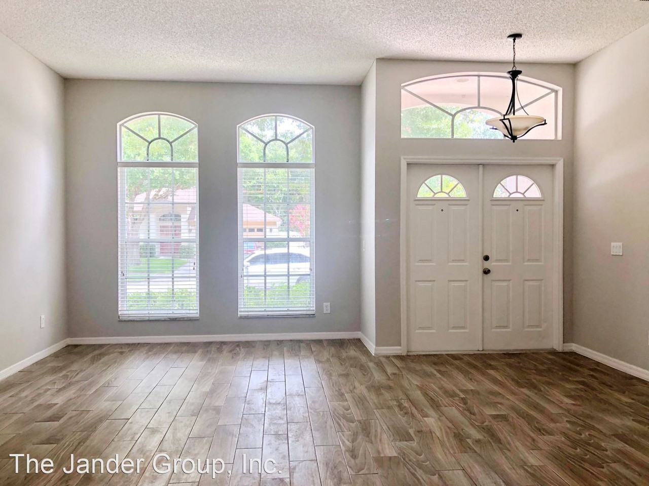 590 Horseman Dr - Photo 2 of 28