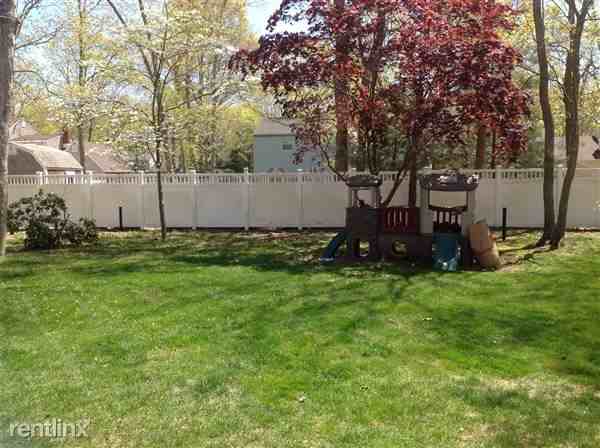 12 Dory Dr - Photo 2 of 8