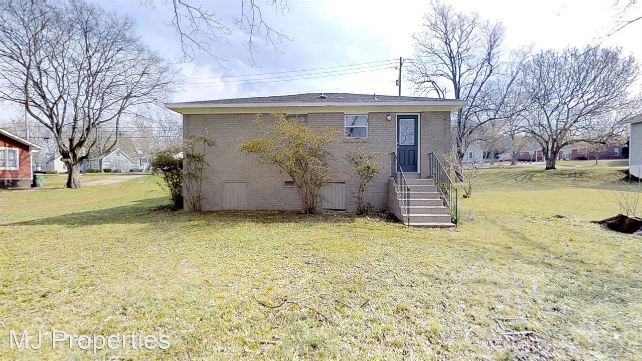 2408 Whitesburg Dr Sw Huntsville AL 35801 Apartment For Rent 