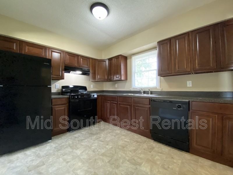 12500 Packer Dr - Photo 3 of 8