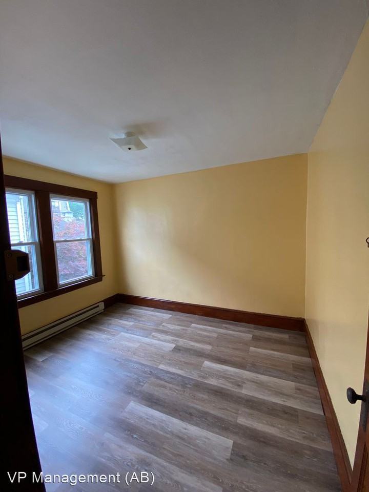 36 Bell Street - Photo 2 of 6