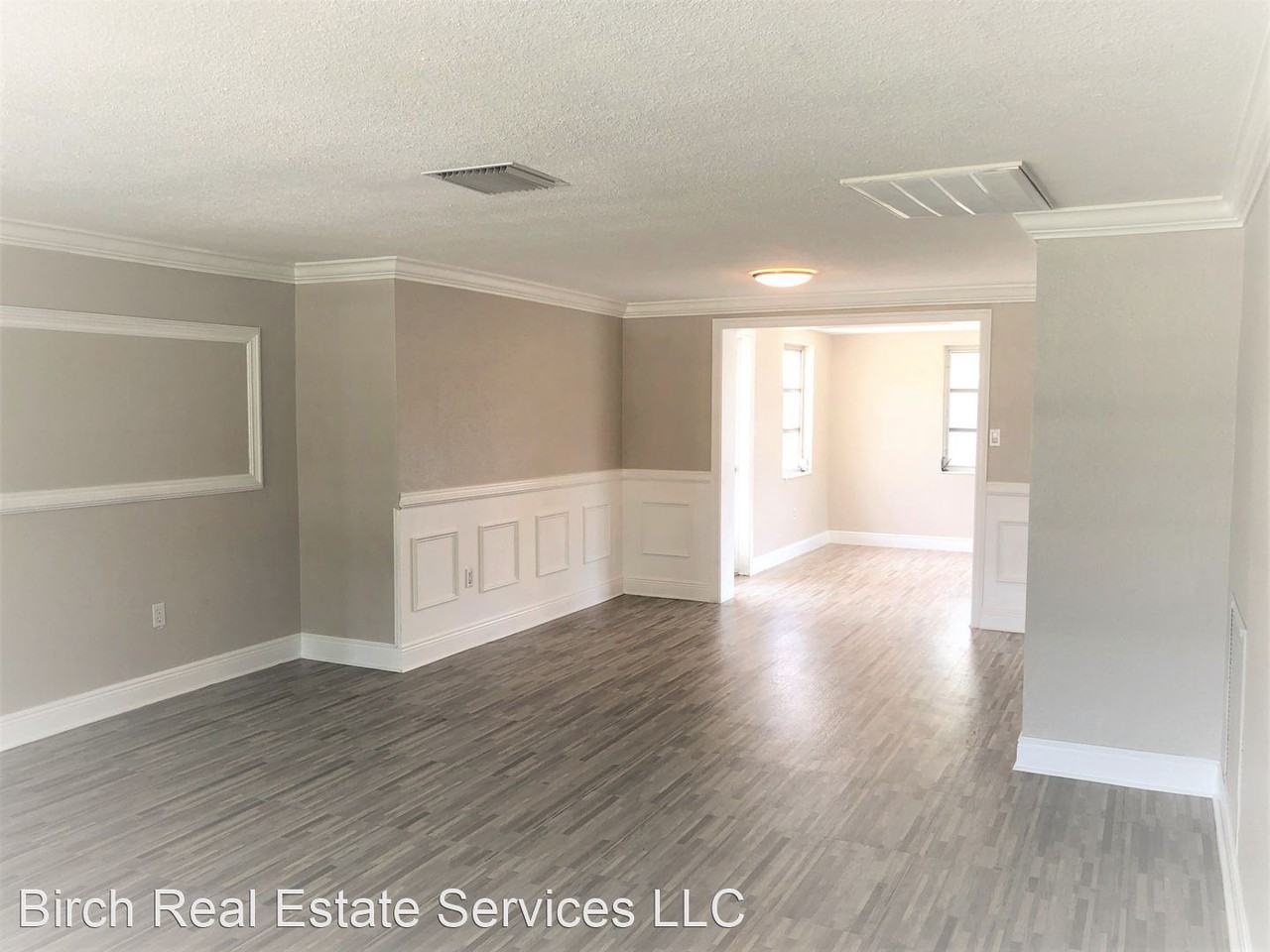 2034 Peggy Dr - Photo 2 of 14