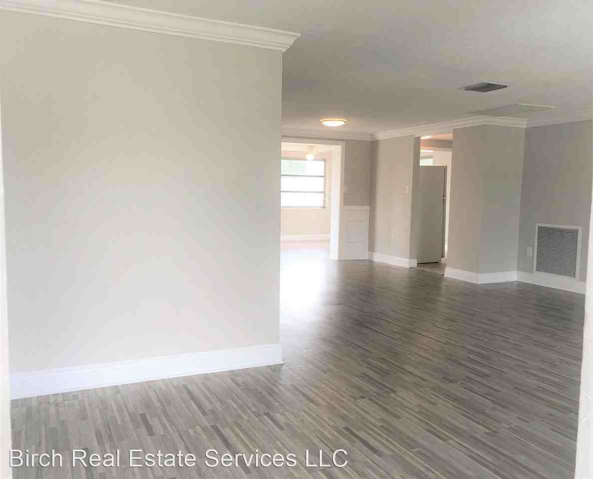 2034 Peggy Dr - Photo 3 of 14