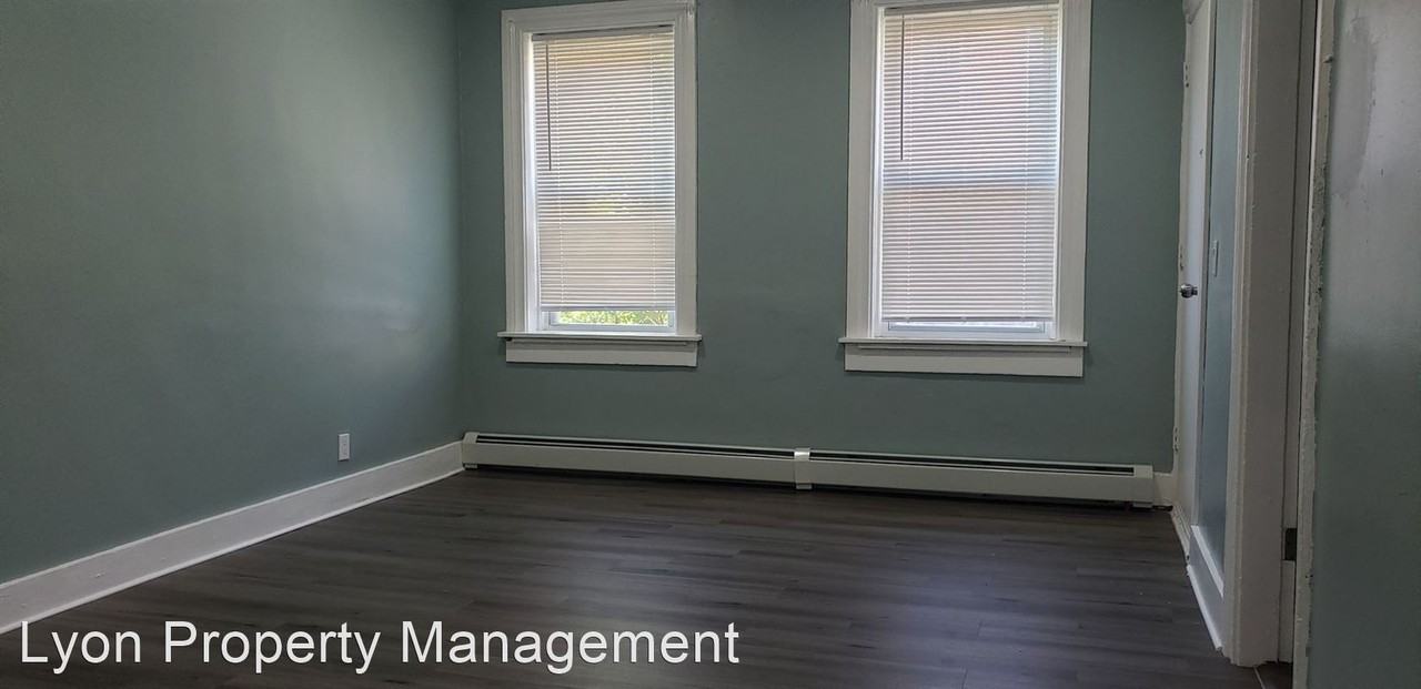 1-3 Grant Ave - Photo 3 of 5