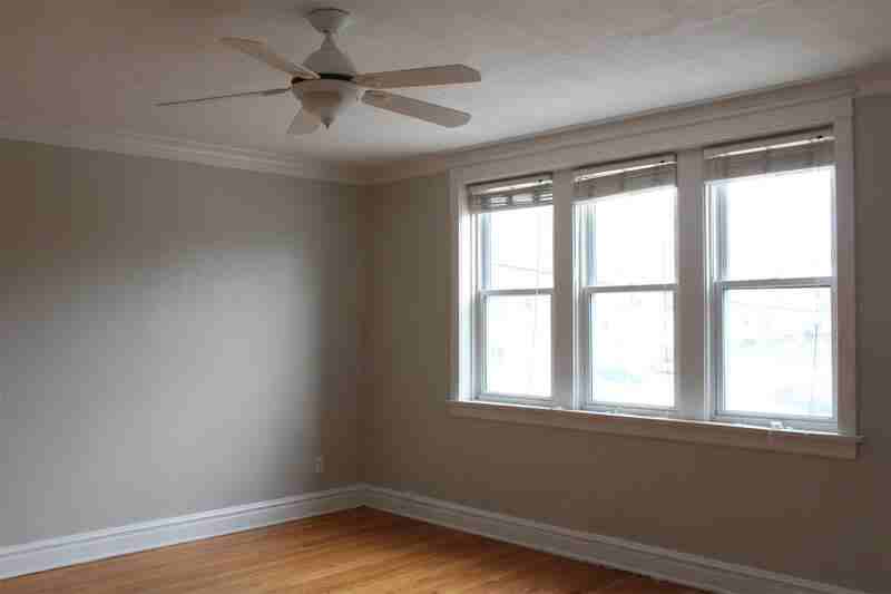 3610A Bates St - Photo 2 of 10