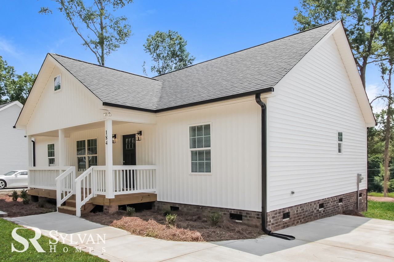 184 Washington St - Photo 3 of 14