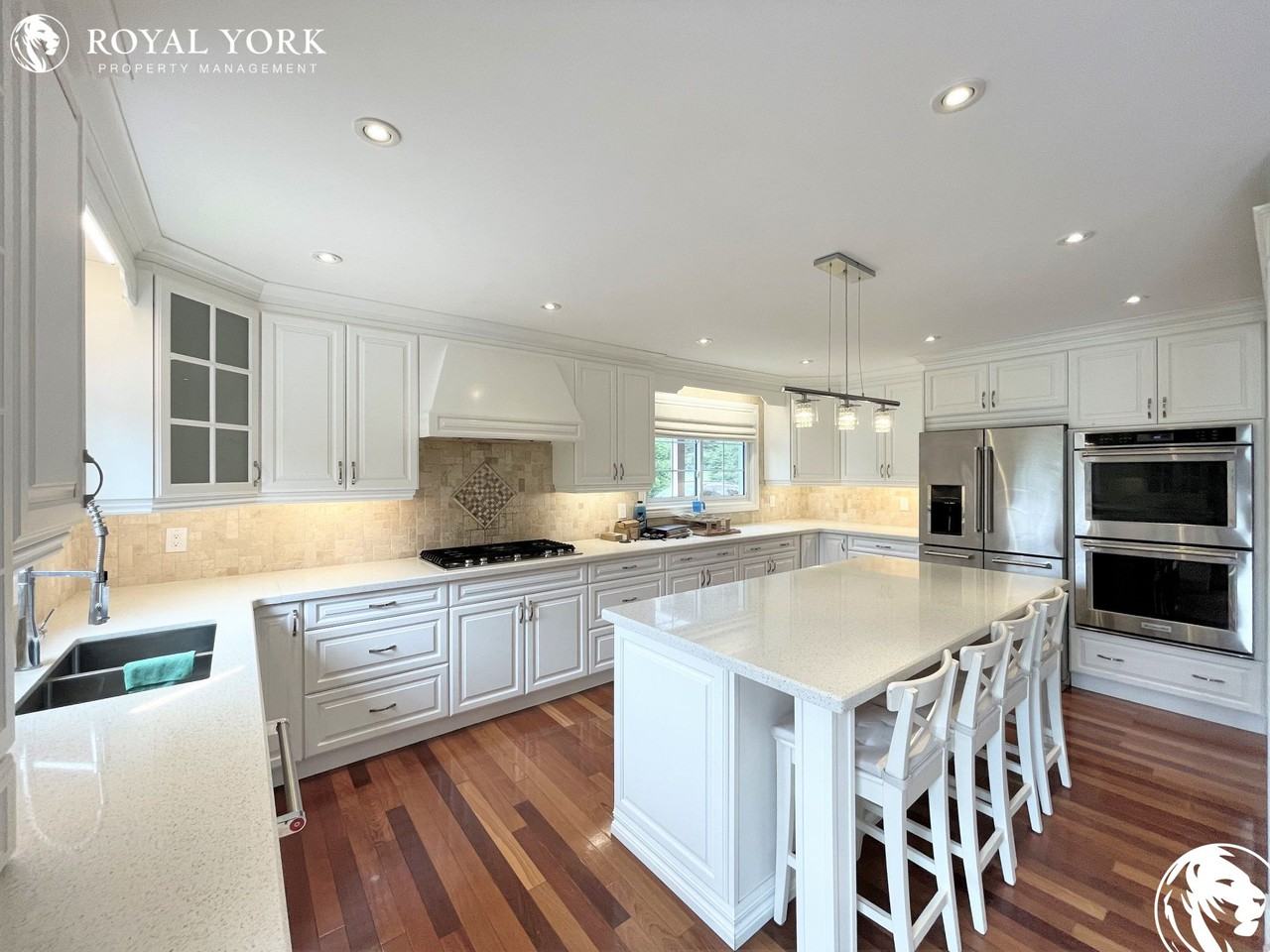 33 33 Sandal Wood Drive - Photo 3 of 49