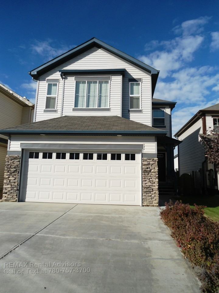 1730 63a St Sw - Photo 2 of 22