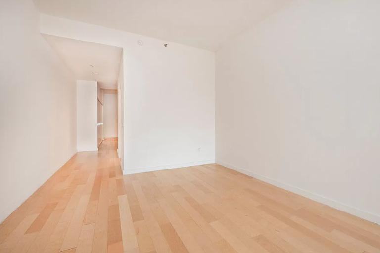 90 Washington St #20N - Photo 7 of 10